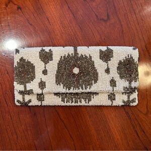 NWOT Moyna Elegant White & Brown Beaded Clutch Bag